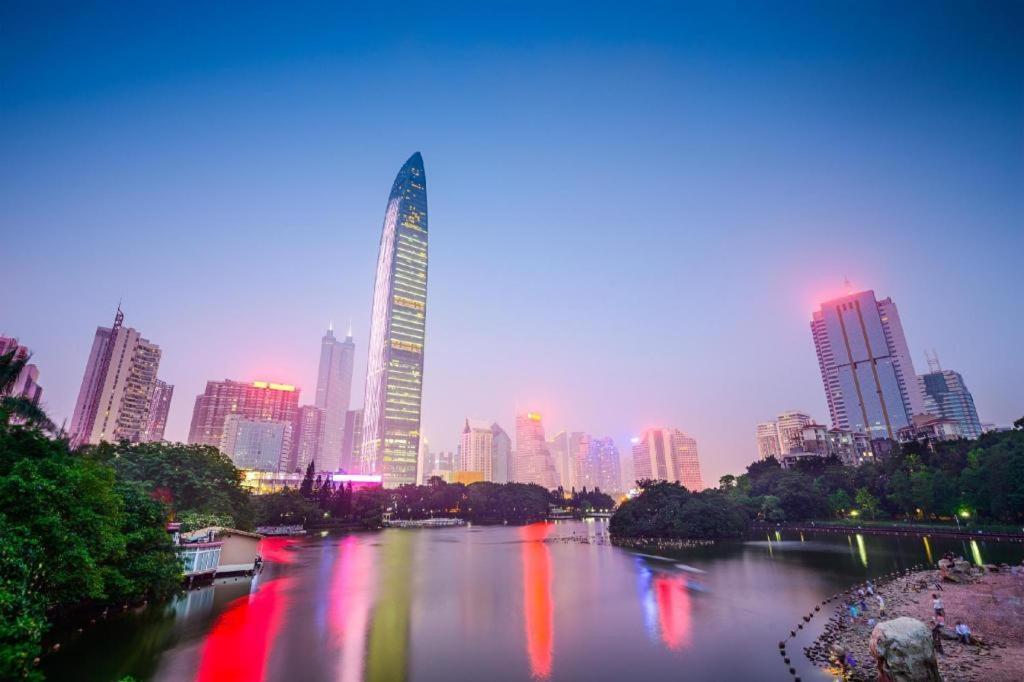Shang Pin Hotel Shenzhen Futian Exhibition Branch Bagian luar foto