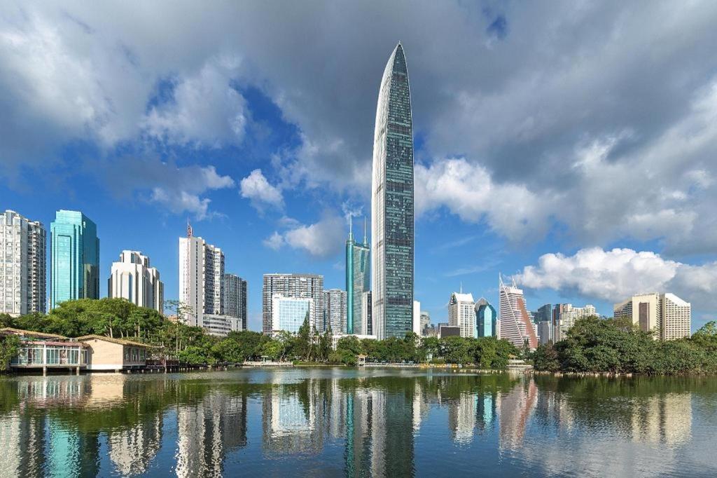 Shang Pin Hotel Shenzhen Futian Exhibition Branch Bagian luar foto