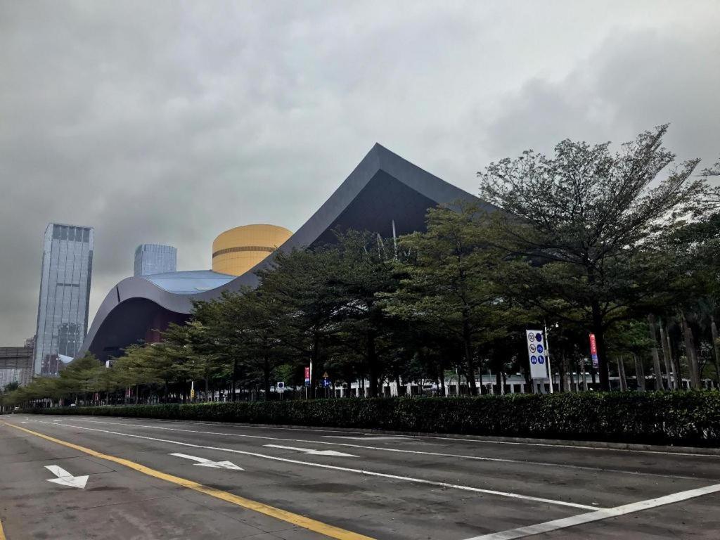 Shang Pin Hotel Shenzhen Futian Exhibition Branch Bagian luar foto