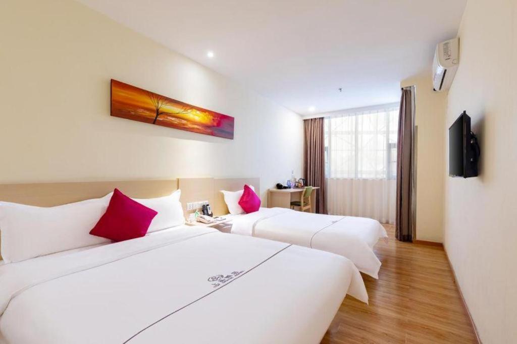 Shang Pin Hotel Shenzhen Futian Exhibition Branch Bagian luar foto