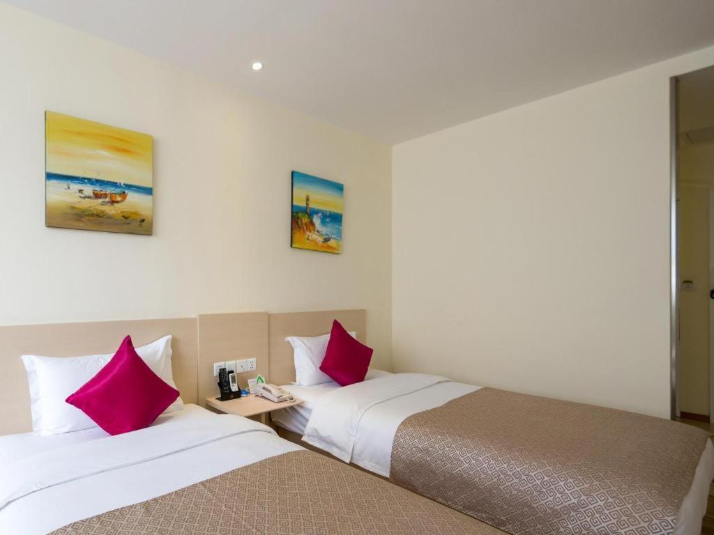 Shang Pin Hotel Shenzhen Futian Exhibition Branch Bagian luar foto