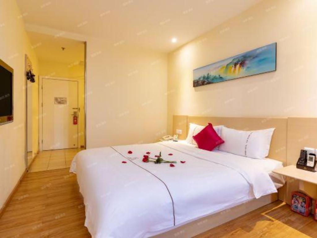 Shang Pin Hotel Shenzhen Futian Exhibition Branch Bagian luar foto