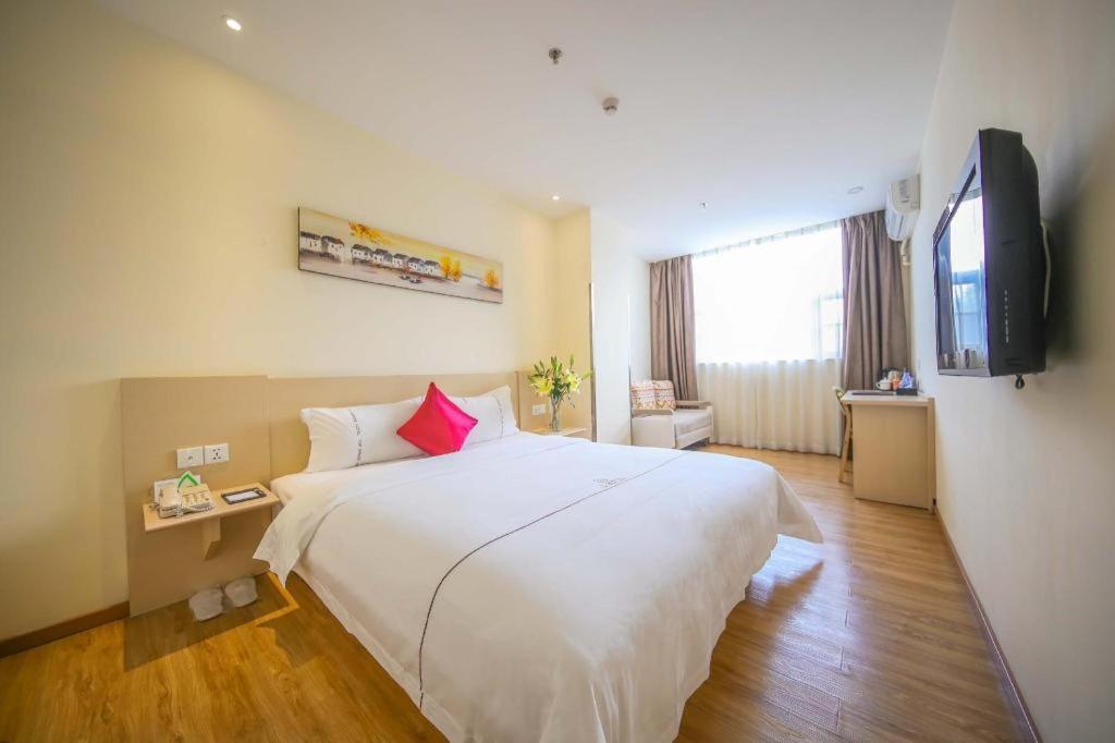 Shang Pin Hotel Shenzhen Futian Exhibition Branch Bagian luar foto